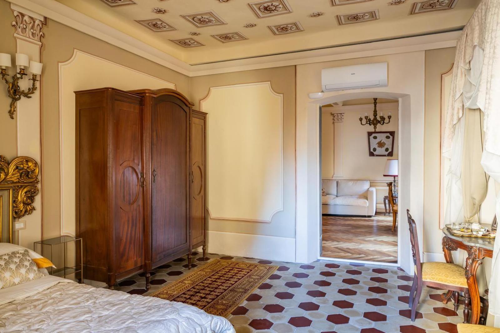 Palazzo Lari Sarzana Otel Dış mekan fotoğraf